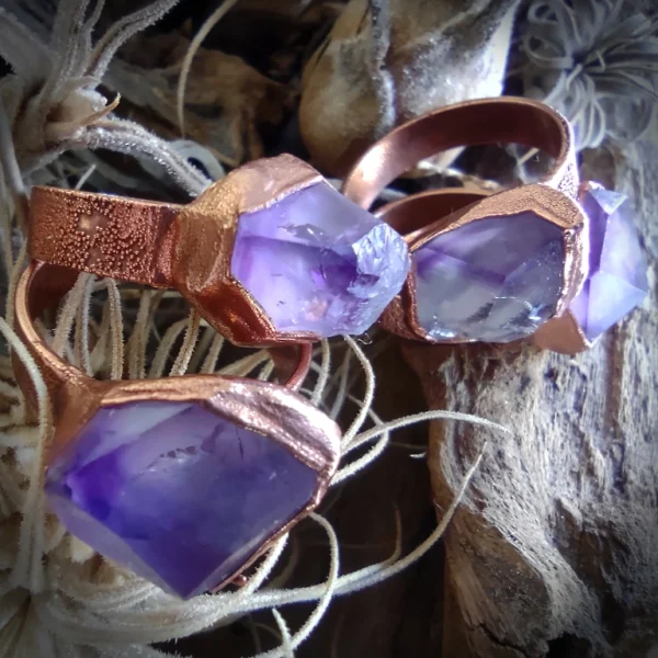 Amethyst point ring